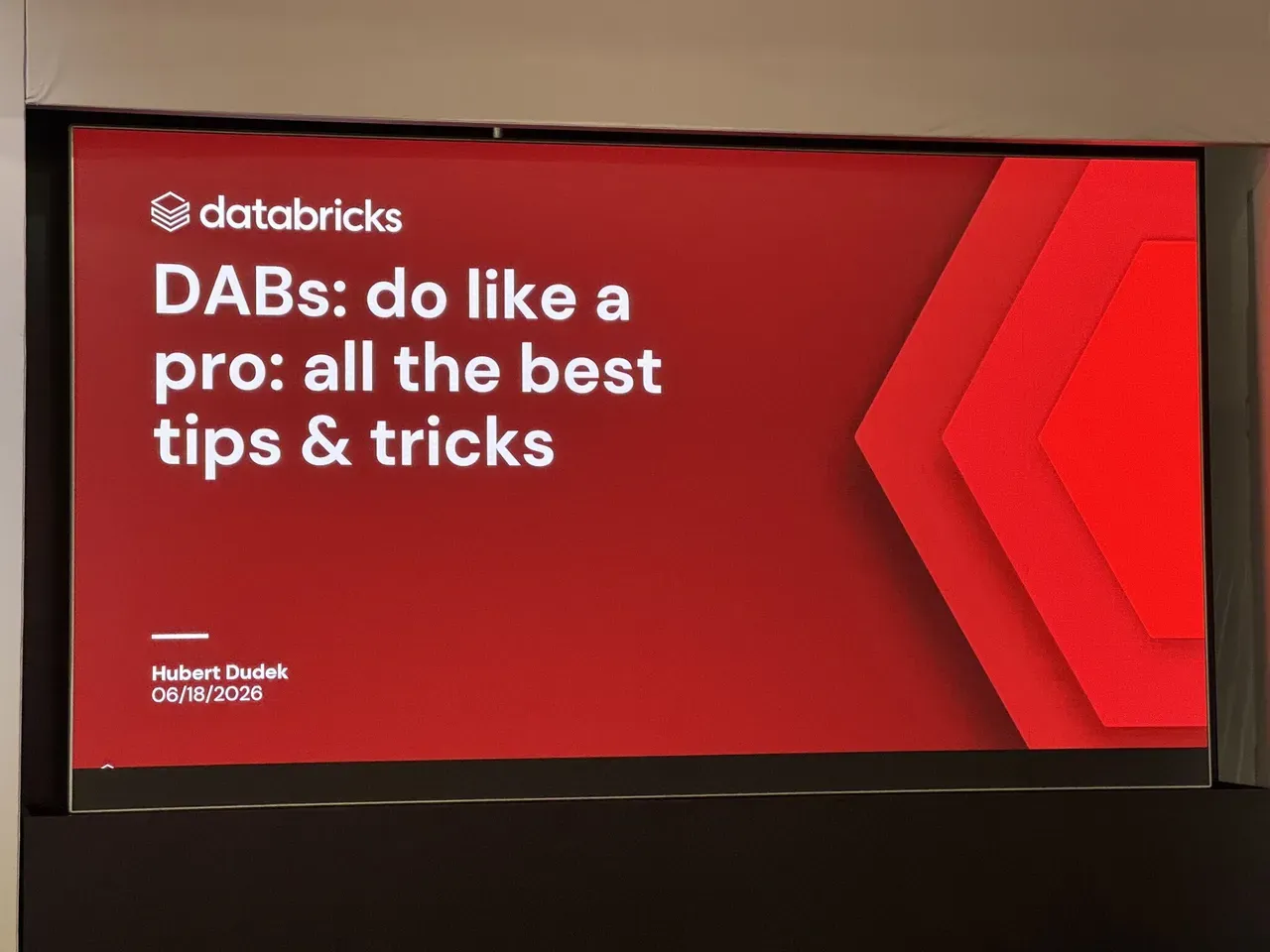 Image 5 of 5 for the post Databricks DAIS 2026 - DABs with Hubert Dudek